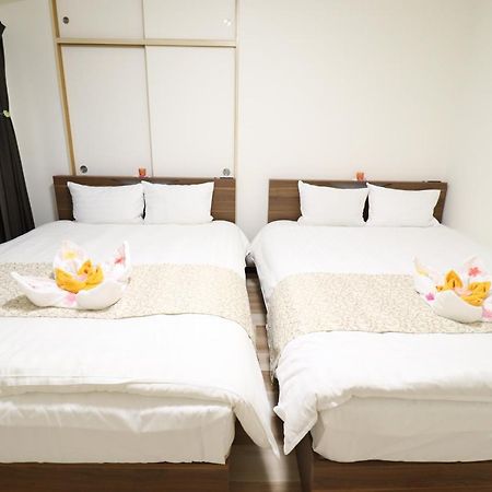 Court Saiwaicho Appartement Osaka Buitenkant foto