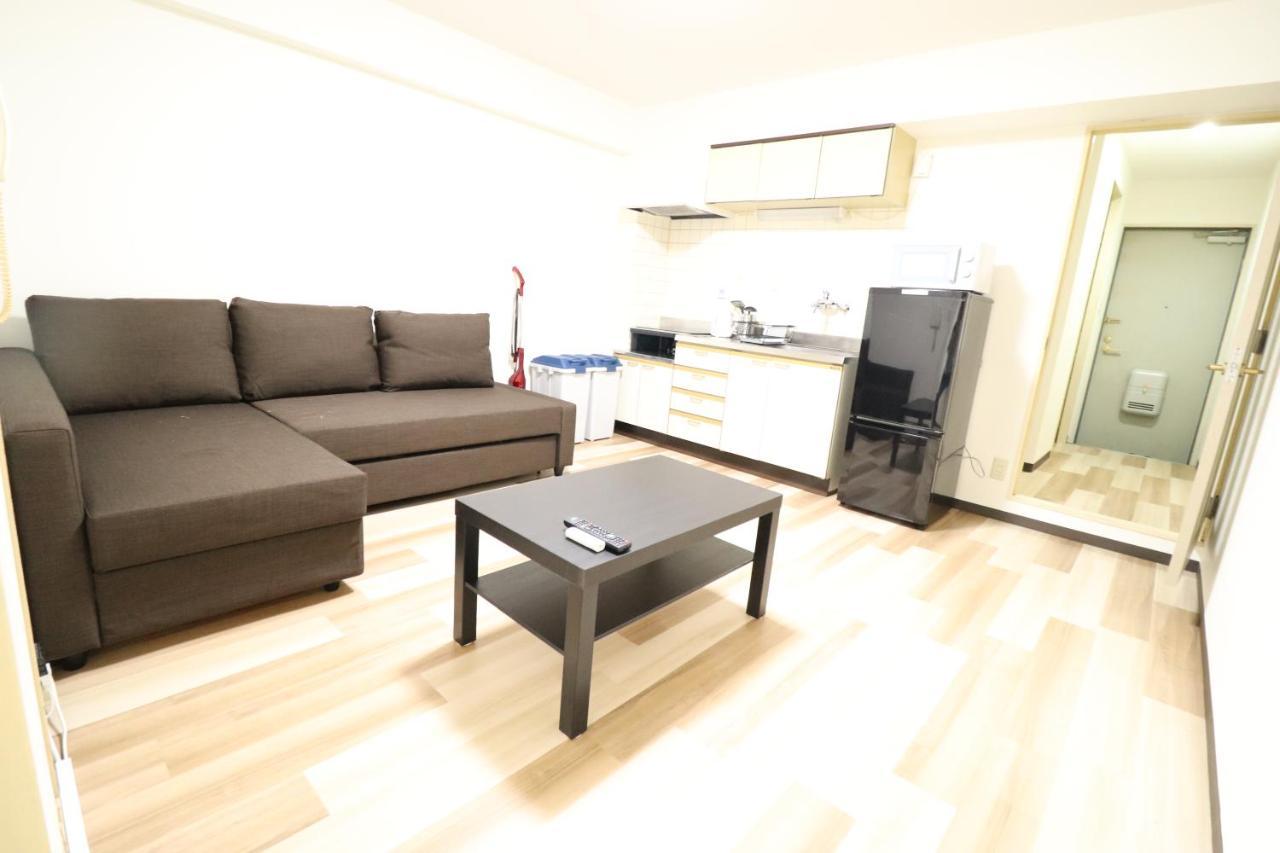 Court Saiwaicho Appartement Osaka Buitenkant foto
